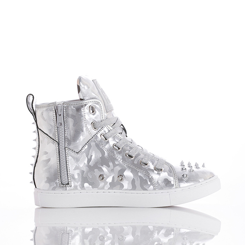 Neo Crazy Horse  \29,800